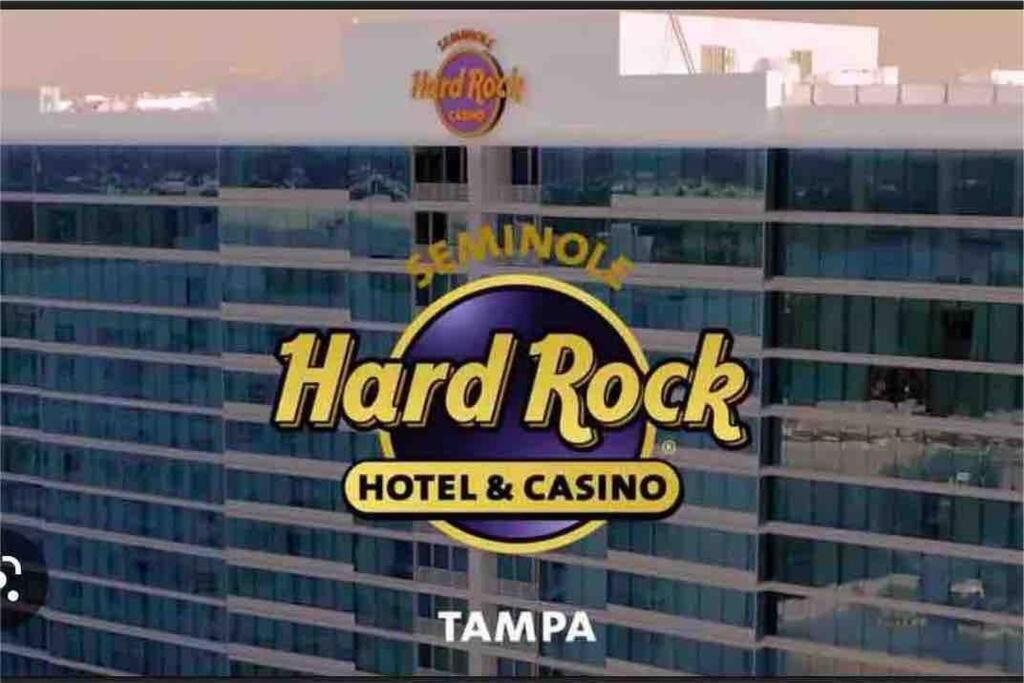 Minutes To Fairgrounds, Hard Rock, & Busch Gardens Villa Tampa Eksteriør bilde