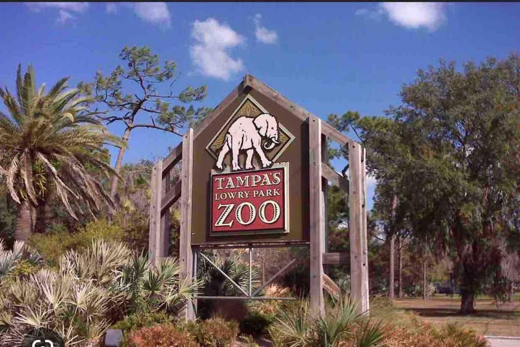 Minutes To Fairgrounds, Hard Rock, & Busch Gardens Villa Tampa Eksteriør bilde
